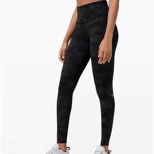 Lululemon Fast and Free Brushed Fabric high rise tight 28”